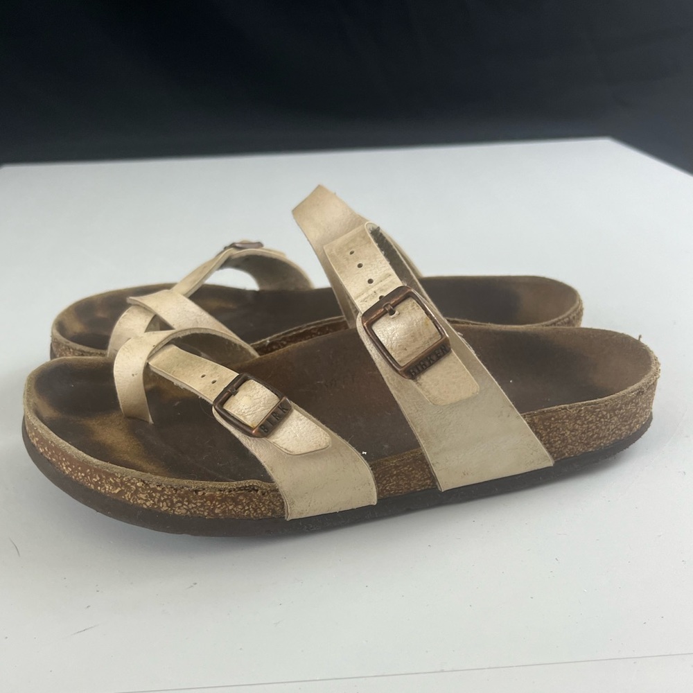 Birkenstock Mayari sandals